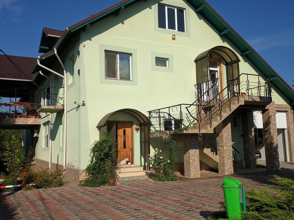 Hotel Casa Cu Pauni Maracineni Zewnętrze zdjęcie
