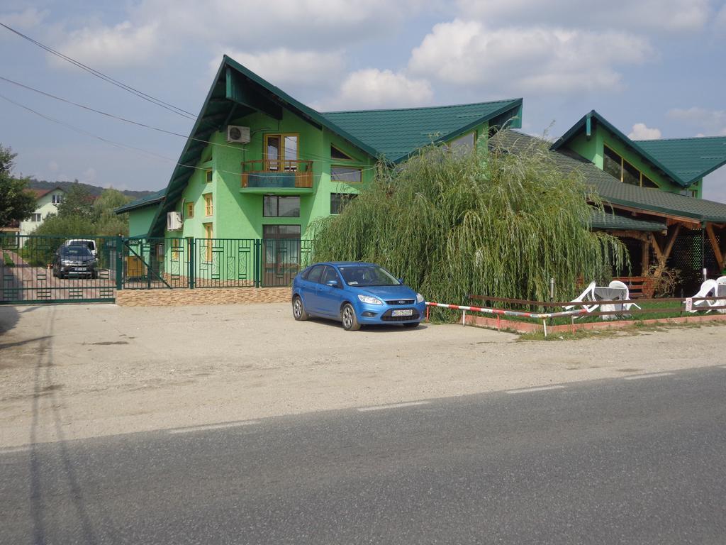 Hotel Casa Cu Pauni Maracineni Zewnętrze zdjęcie
